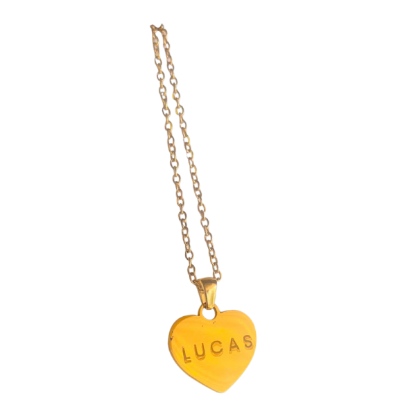 Collar “Corazón“ grabado con letra, dorado y plateado - Imagen 2